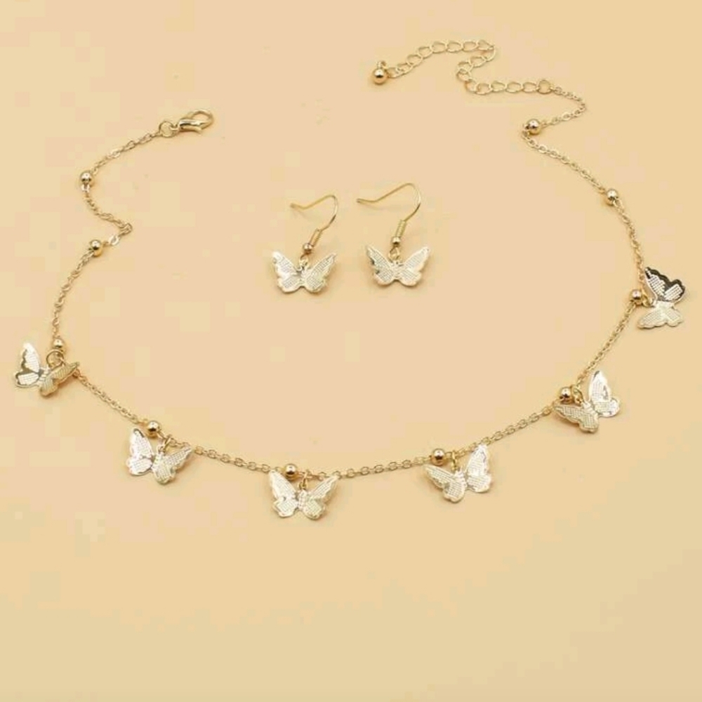 3 pieza set joya con 🦋  mariposa